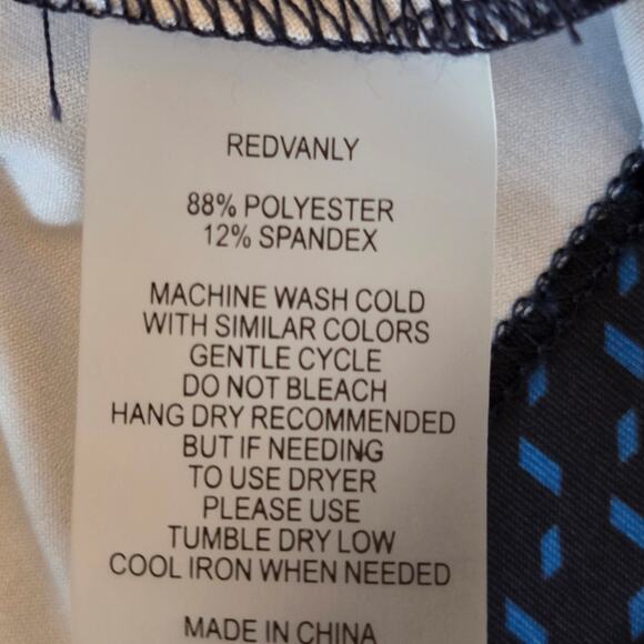 Redvanly Pascal Polo in Midnight Blue, NWT sz Small Stretch Performance Golf - Picture 10 of 10